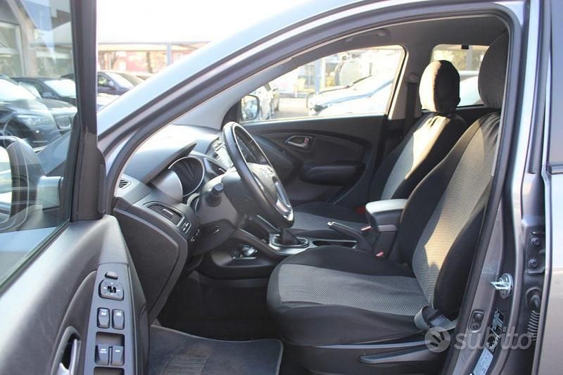 Usata Hyundai ix35 Xpossible 116 CV (85 kW) 2014 Grigio SUV