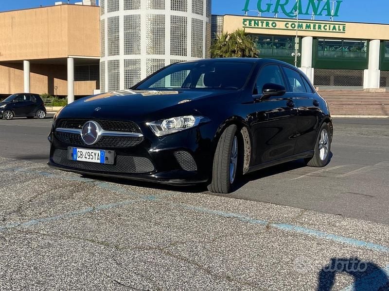 Usata Mercedes A180 Business 116 CV (85 kW) 2020 Nero Berlina