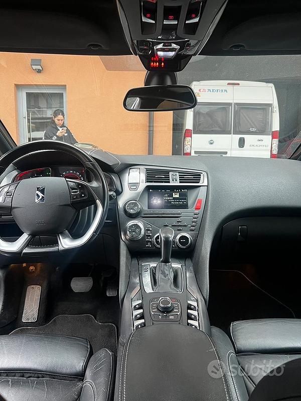 Usata Citroën DS5 181 CV (133 kW) 2014 Nero Utilitaria