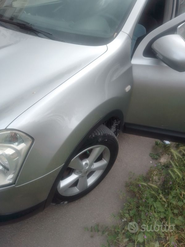 Usata Nissan Qashqai 106 CV (77 kW) 2009 Grigio SUV