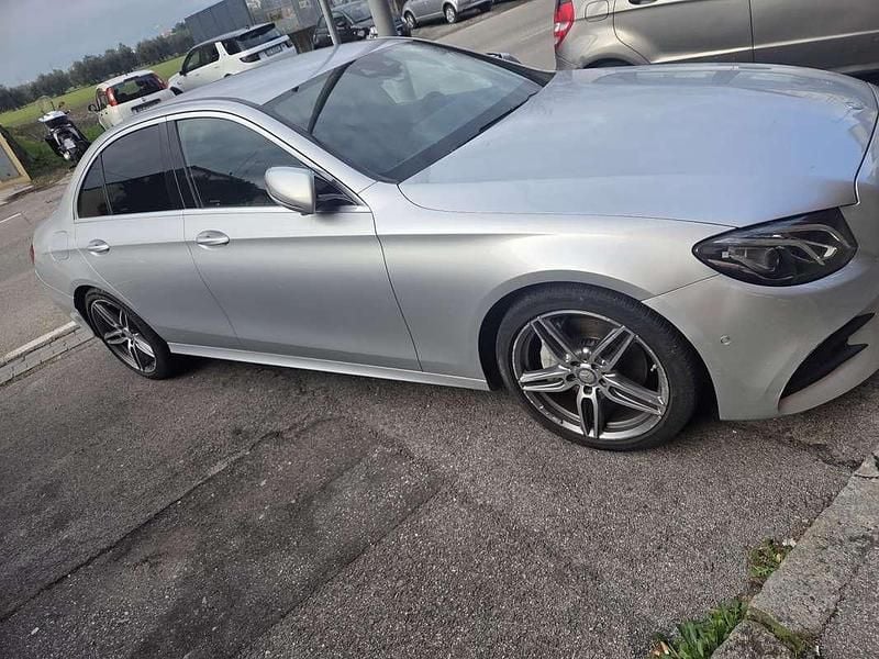 Usata Mercedes E220 Avantgarde 194 CV (142 kW) 2017 Berlina