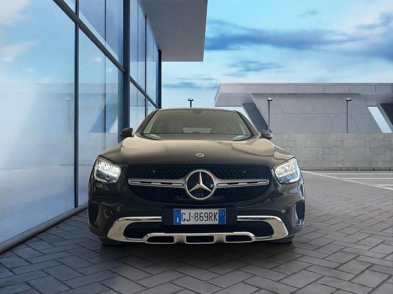 Usata Mercedes GLC200 163 CV (119 kW) 2022 Grigio grafite ; SUV