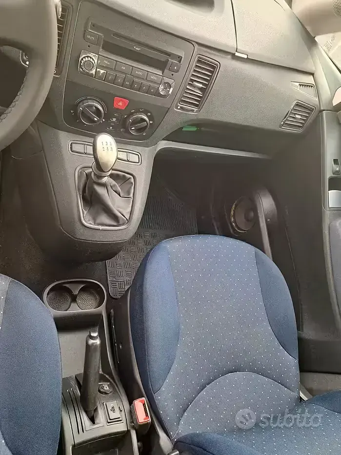 Usata Fiat Idea Active 80 CV (58 kW) 2010 Nero Monovolume