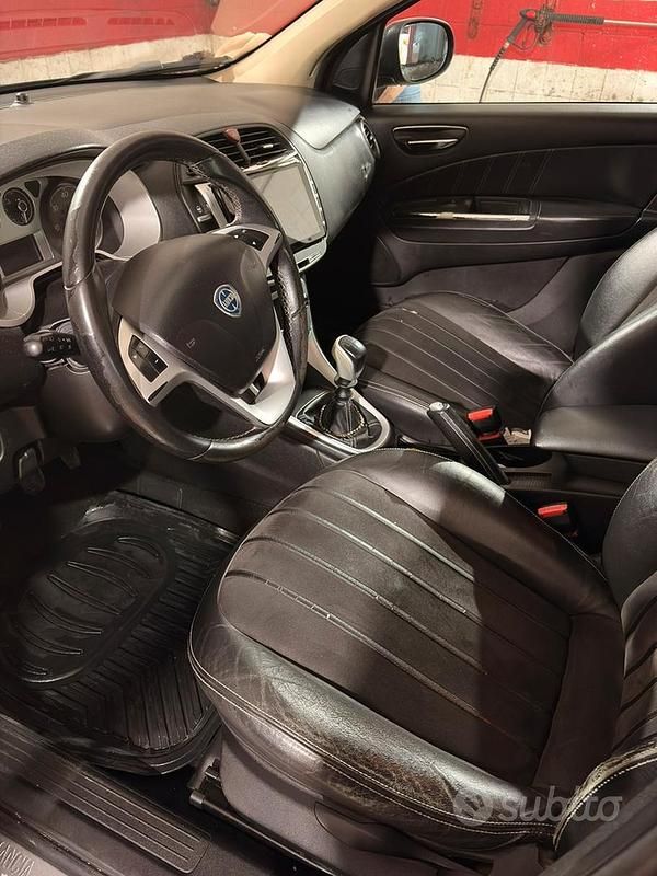 Usata Lancia Delta 2009 Utilitaria