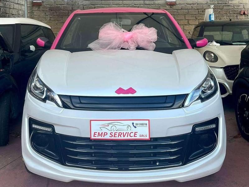 Bianco Usata 2017 Ligier JS50 Due volumi | 8700 € (Cara) - Immagine 1/4