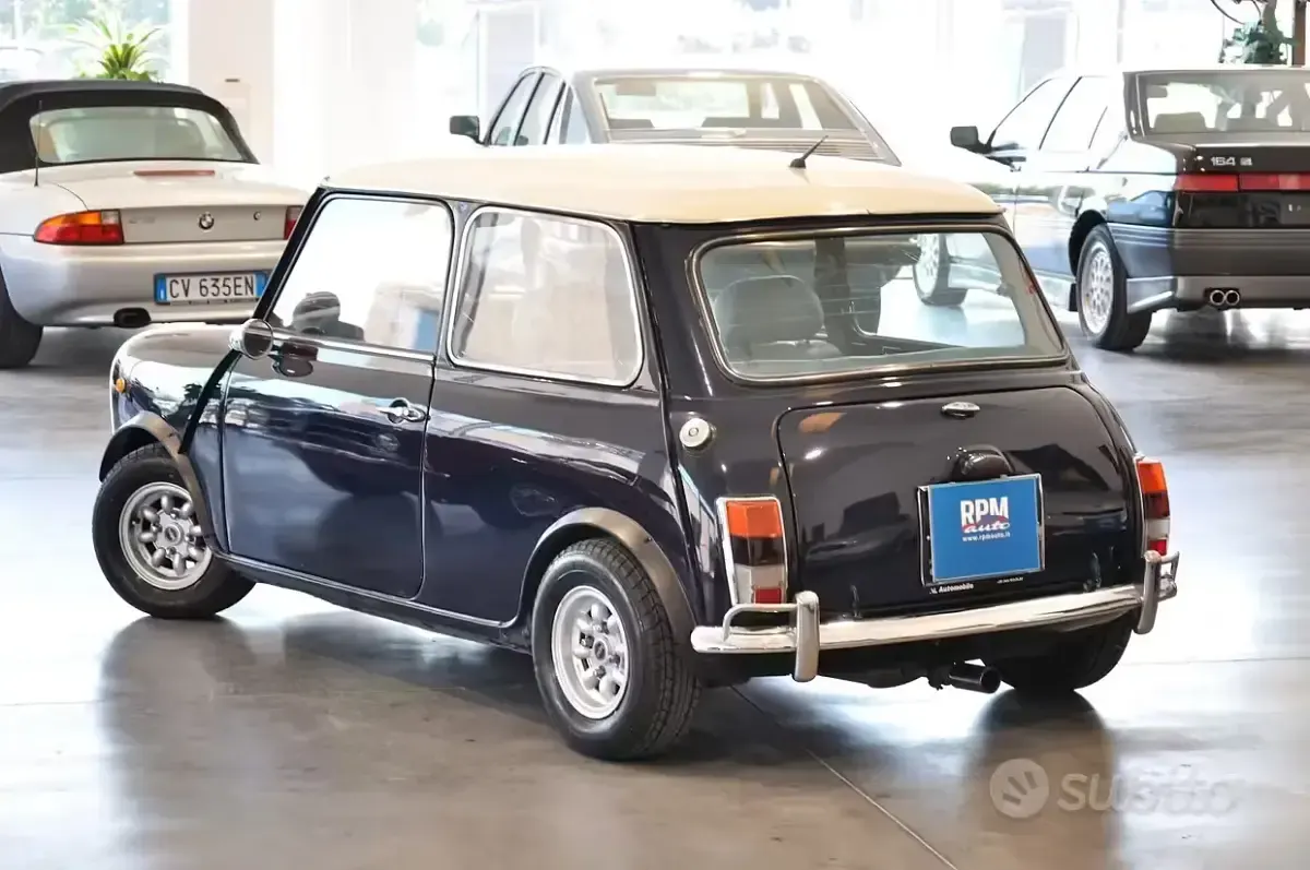 Usata Innocenti Mini 71 CV (52 kW) 1970 Blu Utilitaria