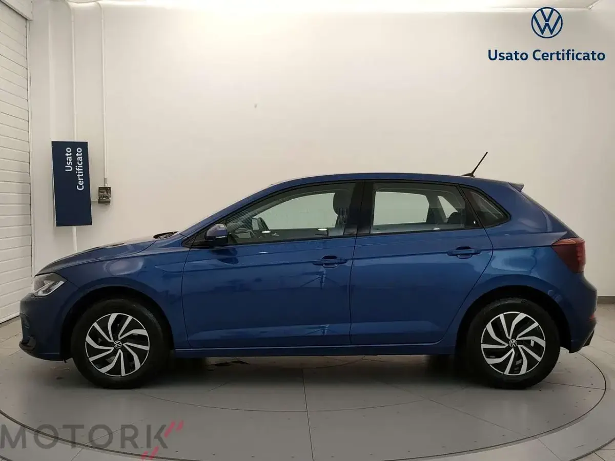Usata VW Polo Life 95 CV (69 kW) 2025 Blu/azzurro Utilitaria