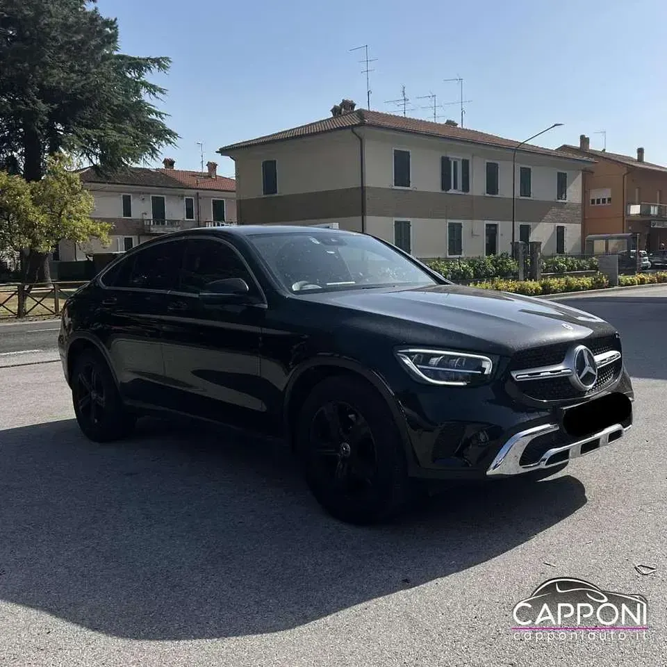 Usata Mercedes GLC200 163 CV (119 kW) 2021 Nero SUV