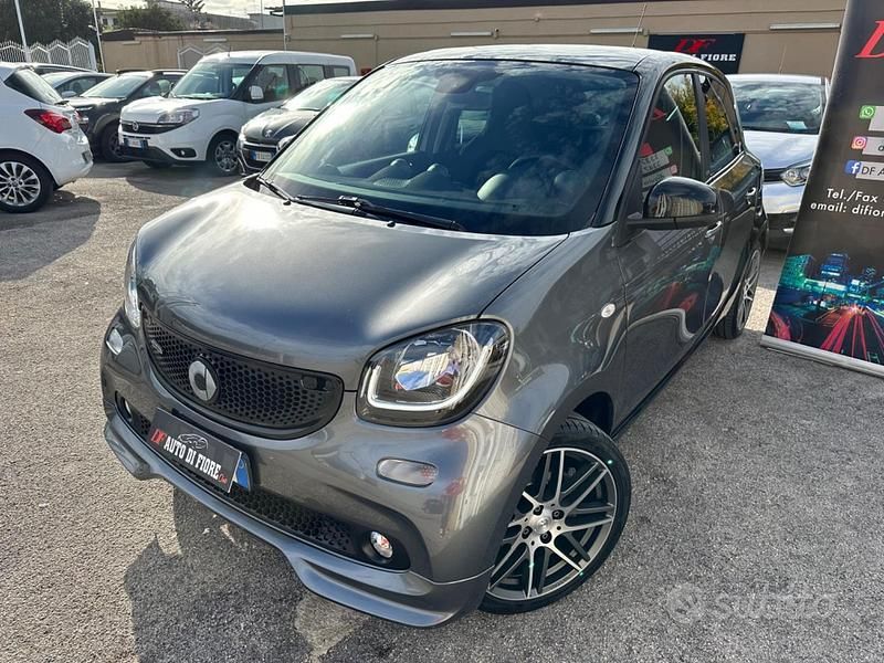 Usata Smart ForFour Brabus 109 CV (80 kW) 2018 Grigio Utilitaria