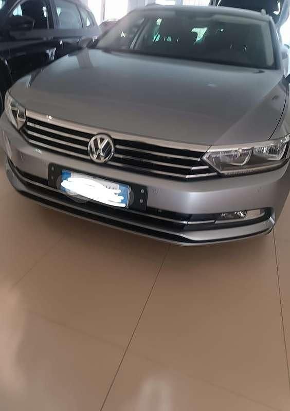Usata VW Passat Business 150 CV (110 kW) 2018 Grigio Station wagon