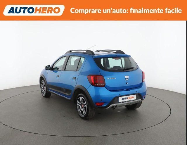 Usata Dacia Sandero Stepway 95 CV (69 kW) 2019 Blu Berlina