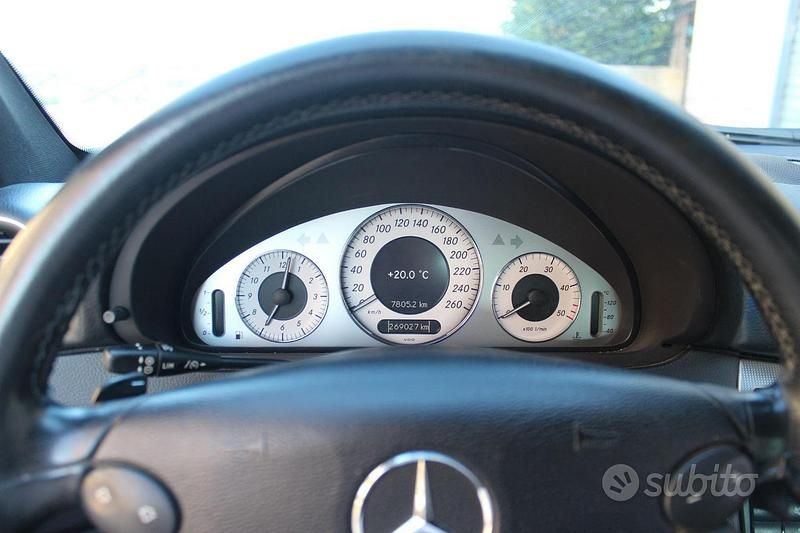 Occasion Mercedes CLK220 150 ch (110 kW) 2007 Coupé