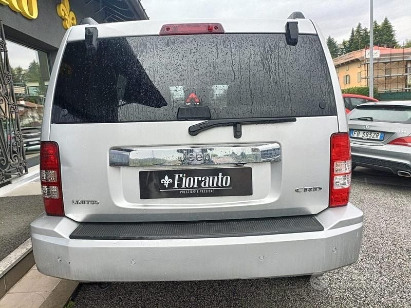 Usata Jeep Cherokee Limited 177 CV (130 kW) 2008 Grigio SUV