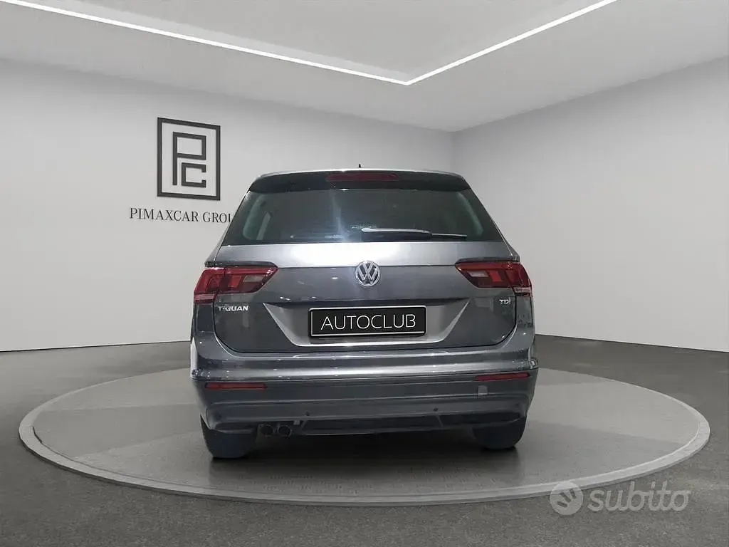 Usata VW Tiguan Business 116 CV (85 kW) 2017 Grigio SUV