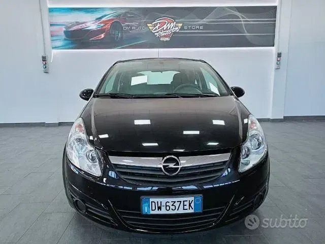 Usata Opel Corsa Enjoy 90 CV (66 kW) 2009 Nero Utilitaria