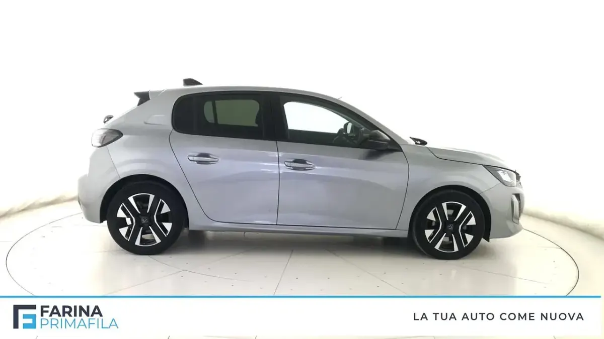 Occasion Peugeot 208 Allure 100 ch (73 kW) 2025 Gris Citadine