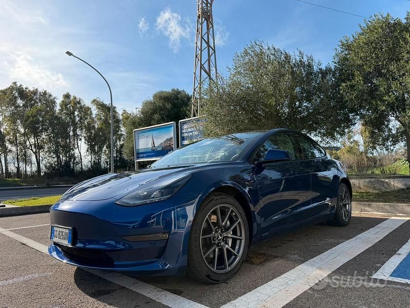 Usata Tesla Model 3 366 kW (498 CV) 2021 Blu Berlina
