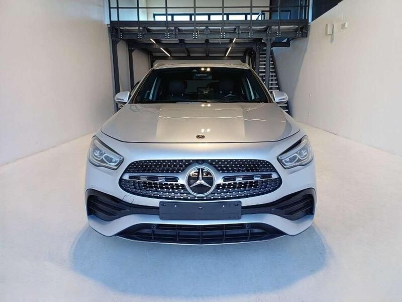 Usata Mercedes GLA250 218 CV (160 kW) 2020 Argento SUV