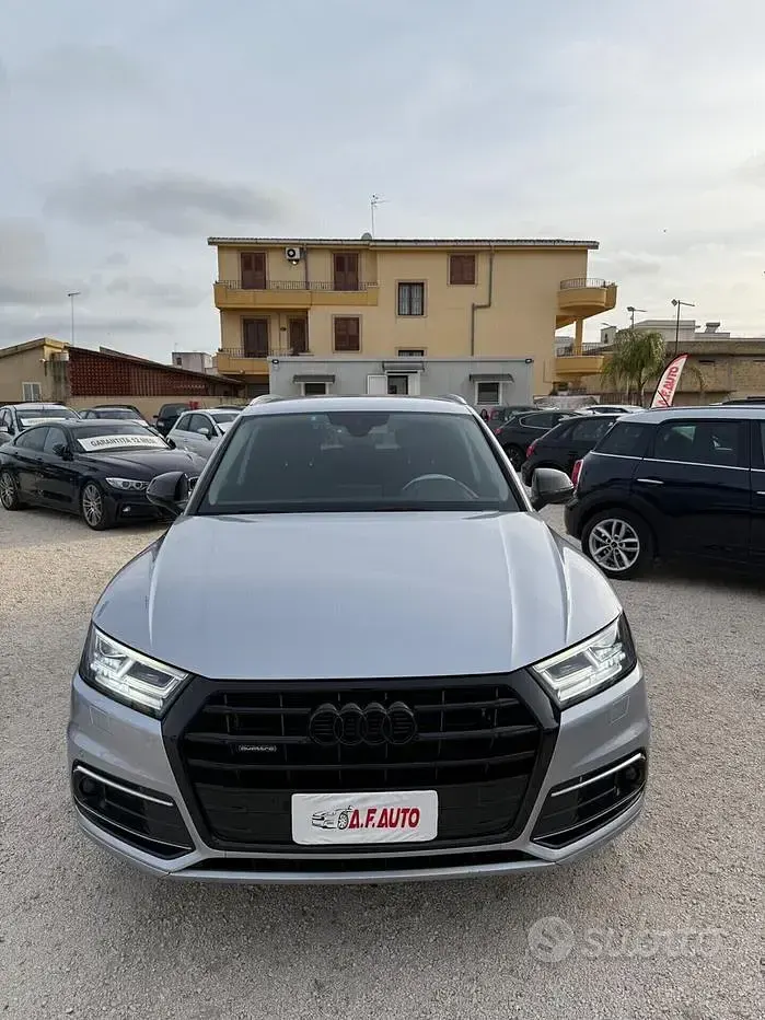 Usata Audi Q5 Design 190 CV (139 kW) 2019 Grigio SUV
