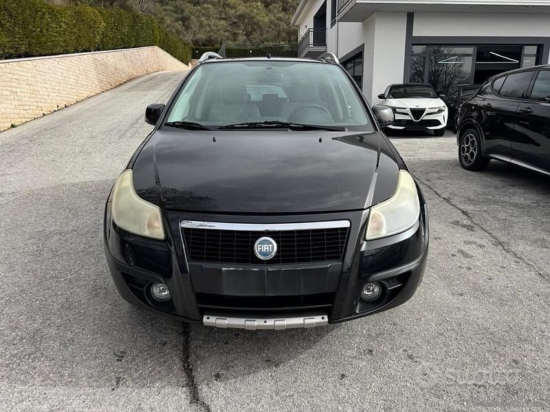 Usata Fiat Sedici Dynamic 107 CV (78 kW) 2007 Nero SUV