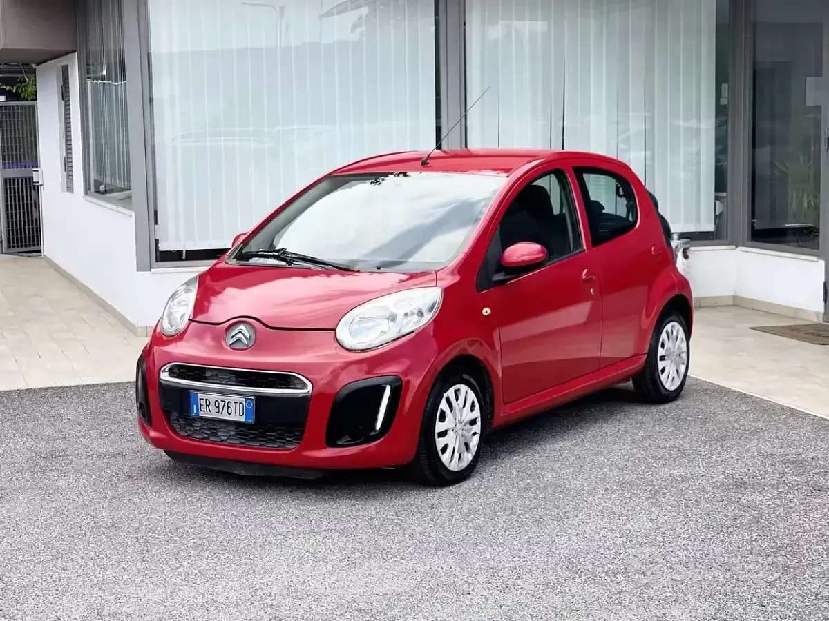 Usata Citroën C1 68 CV (50 kW) 2013 Rosso Utilitaria