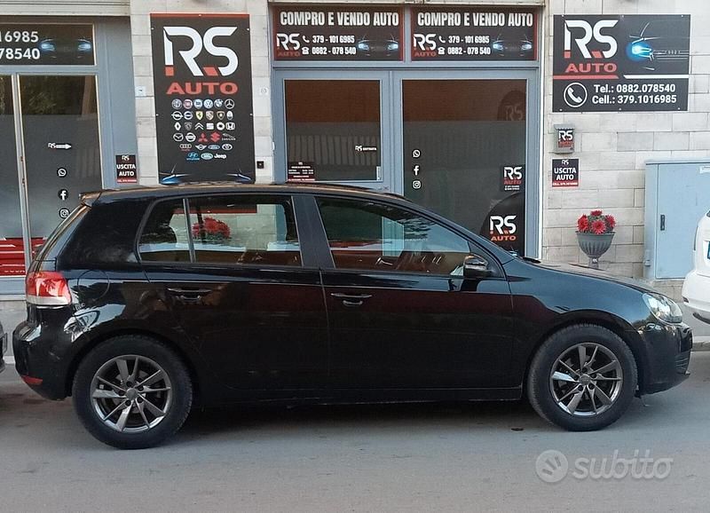 Usata VW Golf VI Comfortline 105 CV (77 kW) 2011 Nero Utilitaria