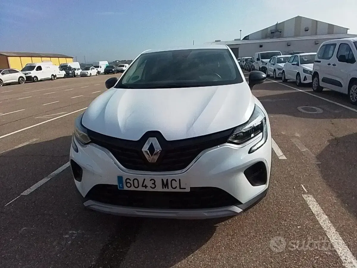 Usata Renault Captur Intens 101 CV (74 kW) 2022 Bianco SUV