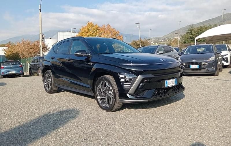 Nero Nuova 2025 Hyundai Kona SUV | 19.950 € (Super prezzo) - Immagine 1/4