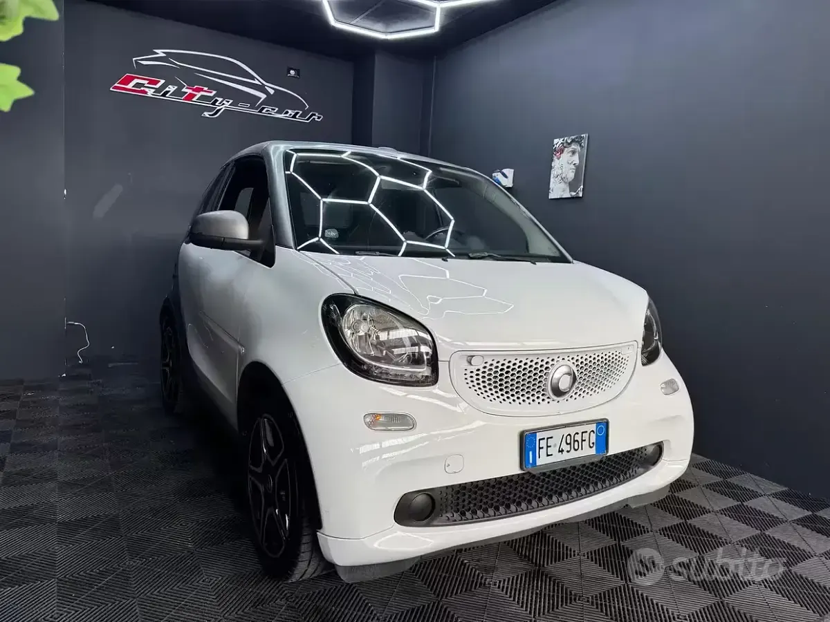 Usata Smart ForTwo Cabrio 90 CV (66 kW) 2016 Bianco Cabrio