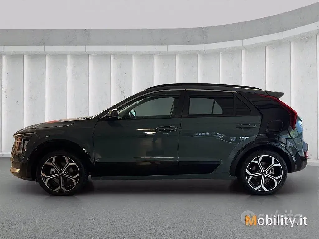 Usata Kia Niro 141 CV (103 kW) 2022 City scape green SUV
