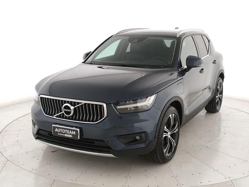 Usata Volvo XC40 Inscription 180 CV (132 kW) 2021 Blu SUV