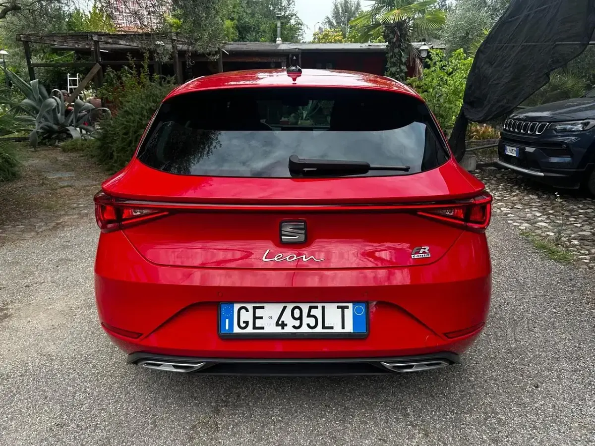 Usata Seat Leon FR 150 CV (110 kW) 2021 Rosso Berlina