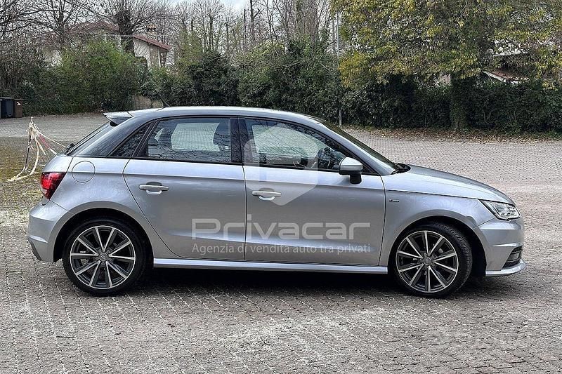 Usado Audi A1 90 CV (66 kW) 2017 Gris Utilitario