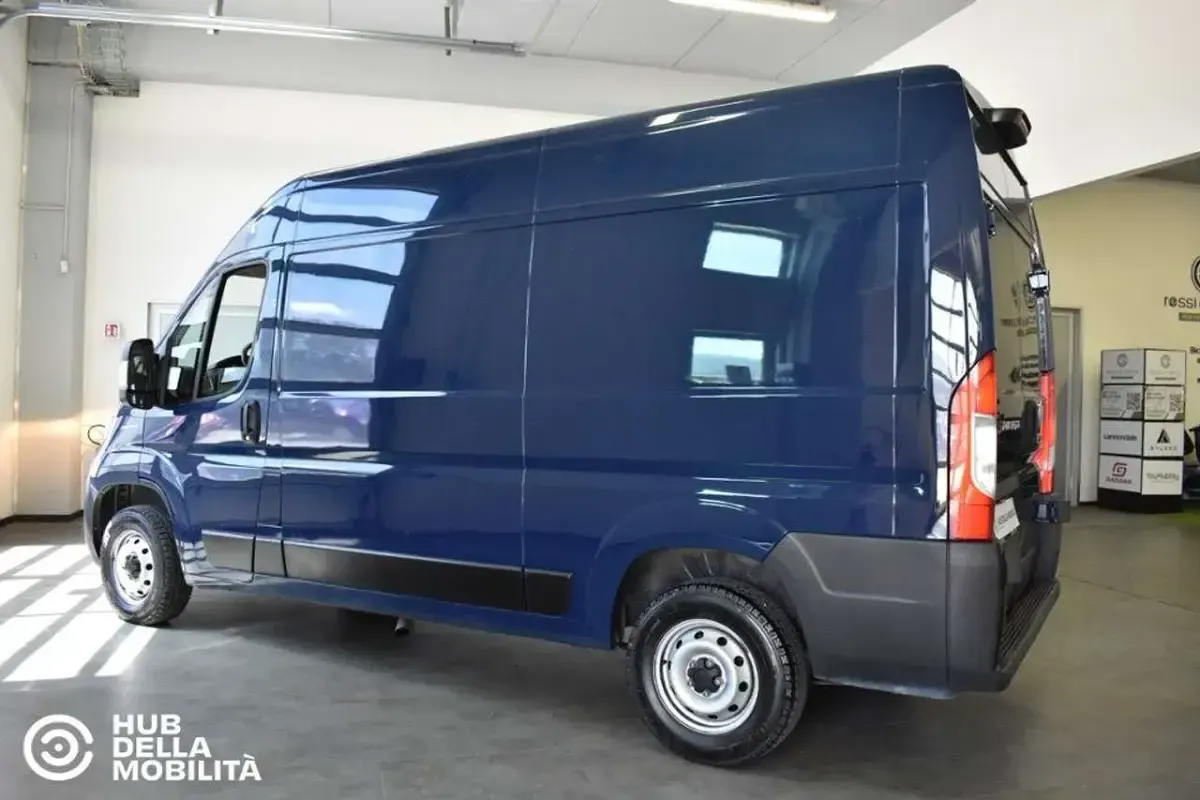 Usata Fiat Ducato 33 177 CV (130 kW) 2021 Blu Furgone