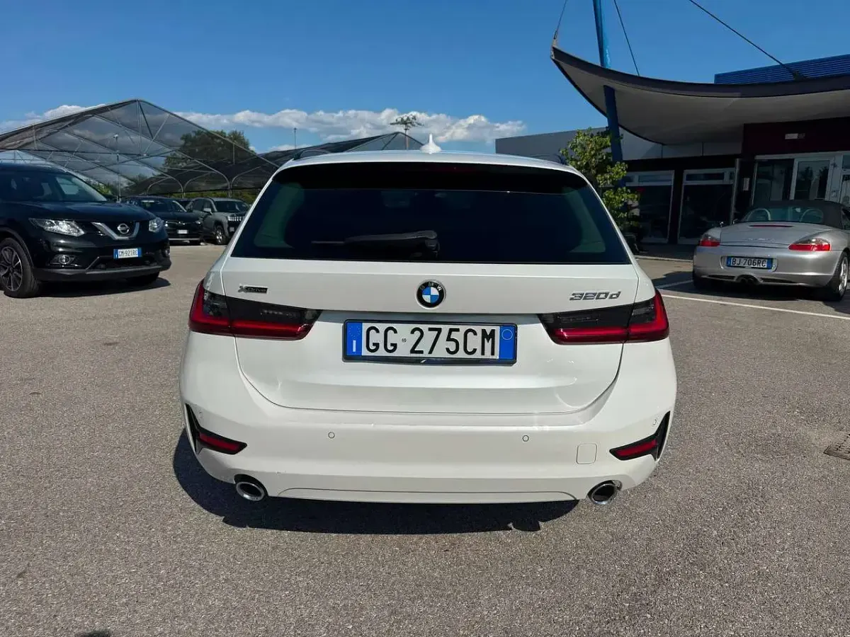 Usata BMW 320 190 CV (139 kW) 2021 Bianco Station wagon