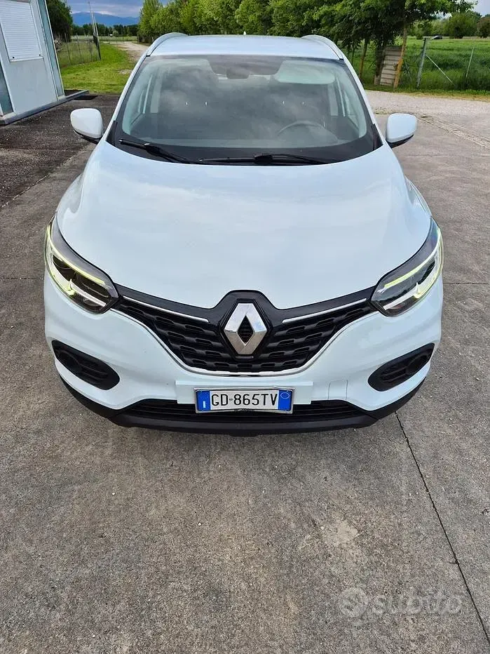 Usata Renault Kadjar Black Edition 116 CV (85 kW) 2021 Bianco SUV