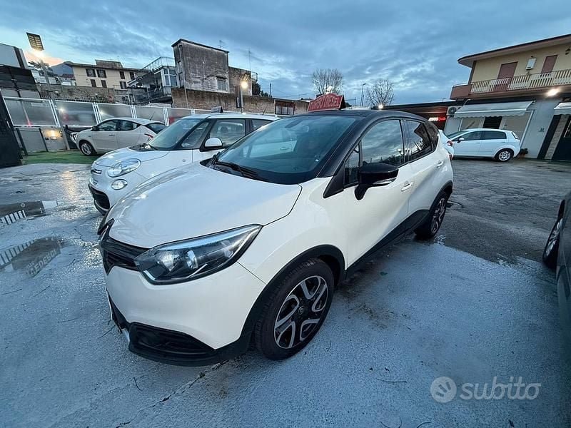 Usata Renault Captur 90 CV (66 kW) 2016 Bianco SUV