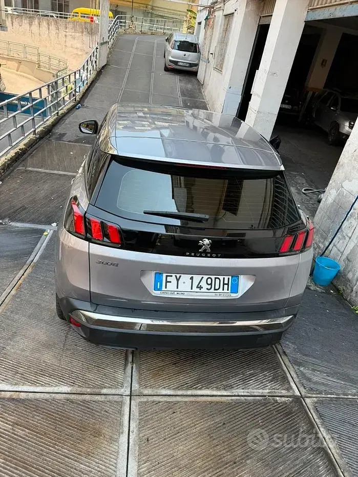 Usata Peugeot 3008 131 CV (96 kW) 2019 Grigio SUV