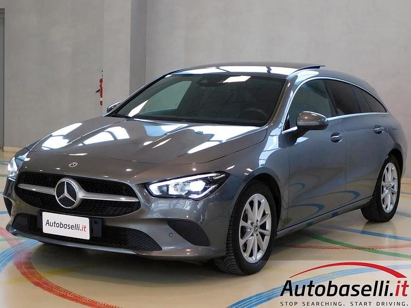 Grigio metallizato Usata 2021 Mercedes CLA180 Berlina | 23.900 € (Buon prezzo) - Immagine 1/4