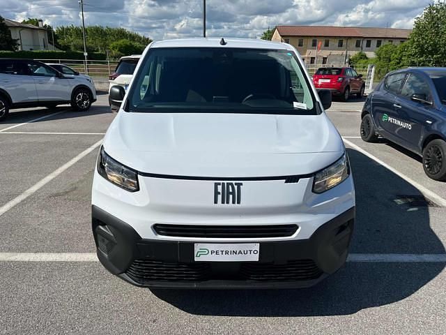 Nuova Fiat Doblò Easy 102 CV (75 kW) 2025 Bianco pastello Monovolume