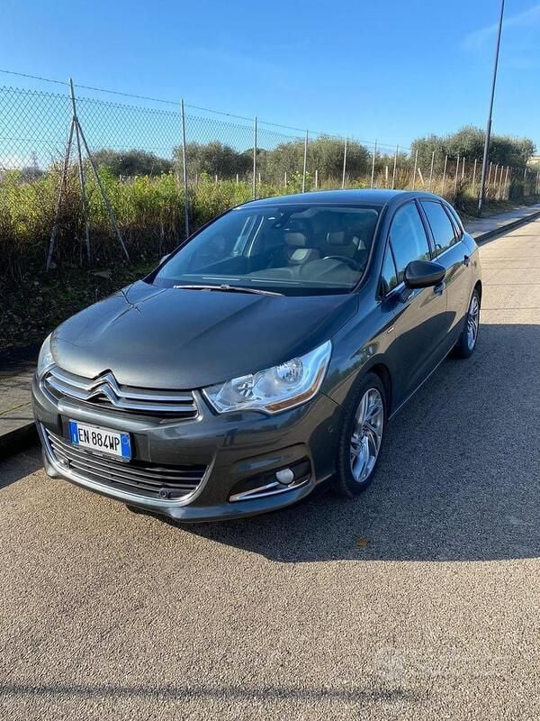 Usata Citroën C4 112 CV (82 kW) 2012 Grigio Berlina