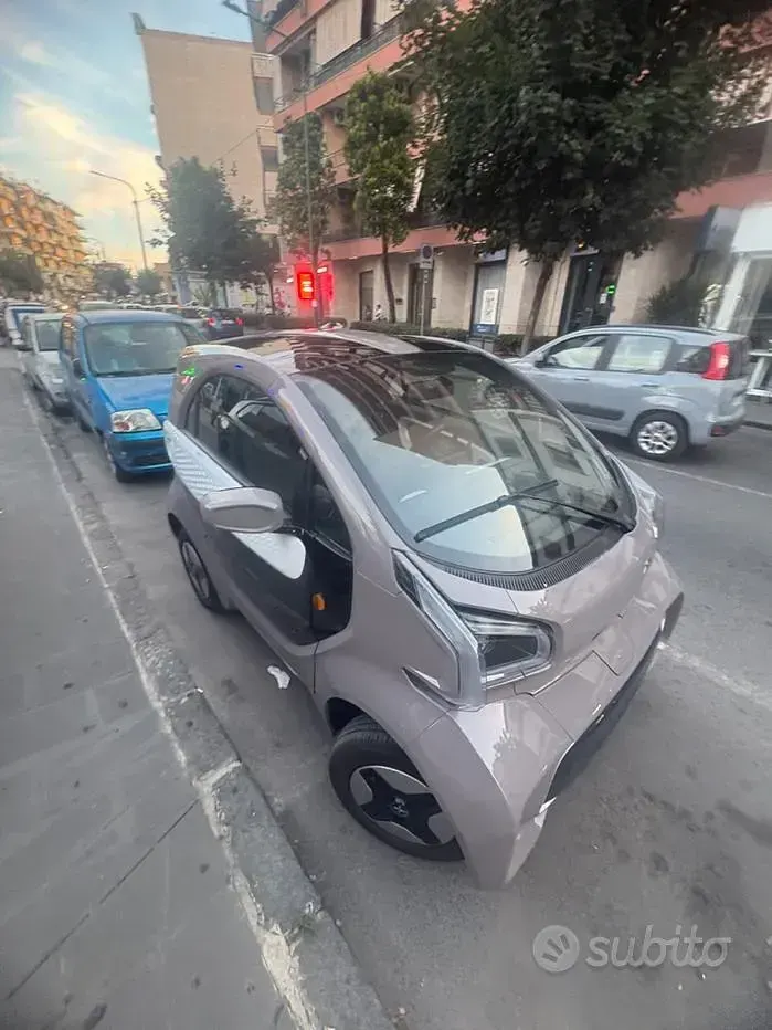 Usata XEV Yoyo 7 kW (10 CV) 2025 Grigio Utilitaria