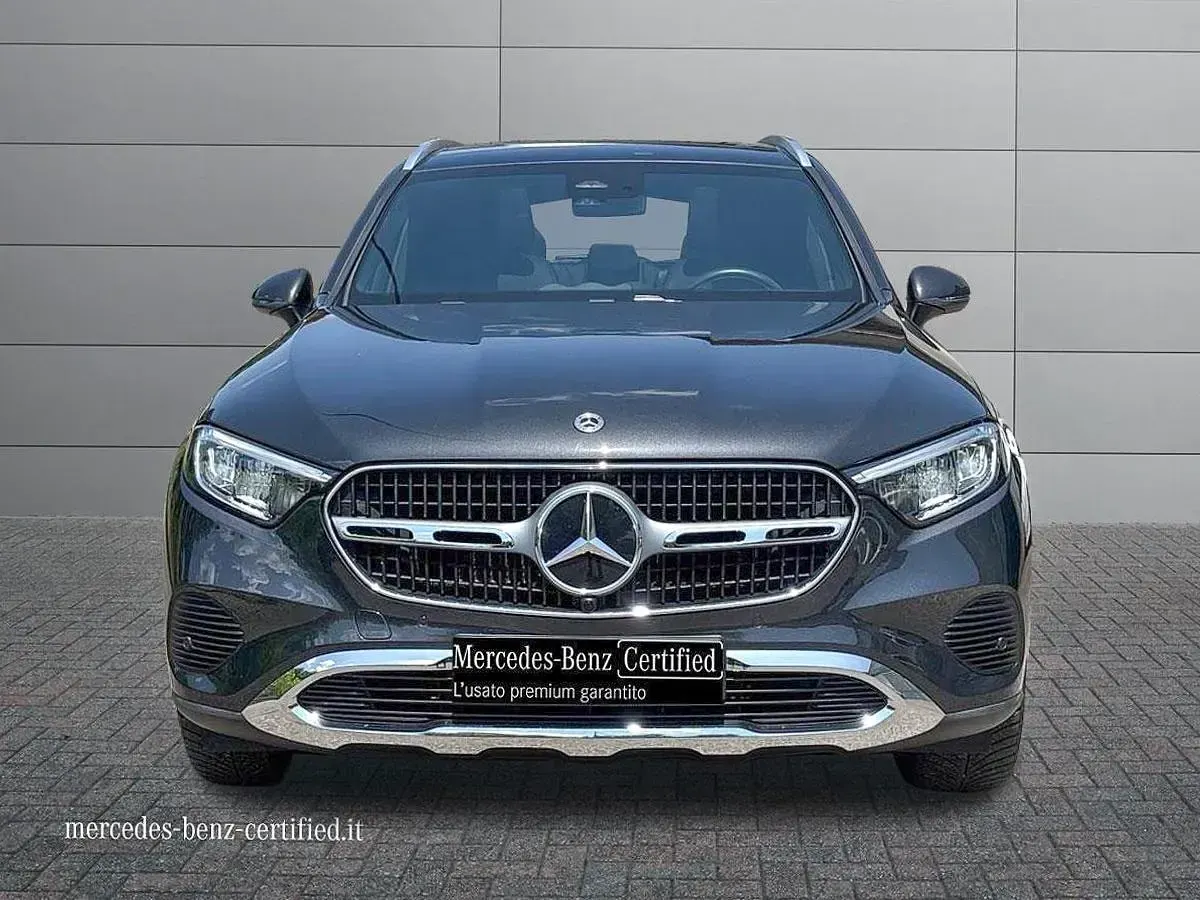 Usata Mercedes GLC220 Advanced Plus 197 CV (144 kW) 2025 Grigio scuro metallizzato SUV