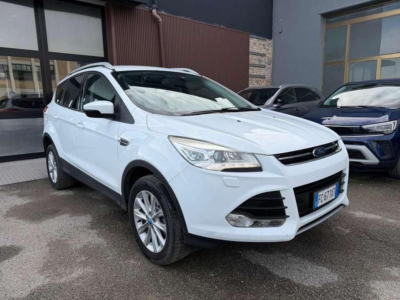 Usata Ford Kuga Titanium 150 CV (110 kW) 2016 Bianco SUV
