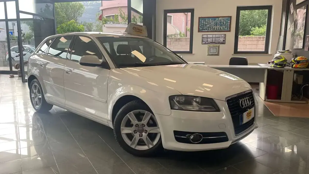 Usata Audi A3 Ambition 90 CV (66 kW) 2012 Bianco Utilitaria