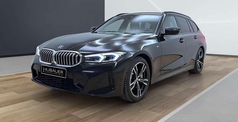 Usata BMW 330 M Sport 245 CV (180 kW) 2024 Saphirschwarz Station wagon
