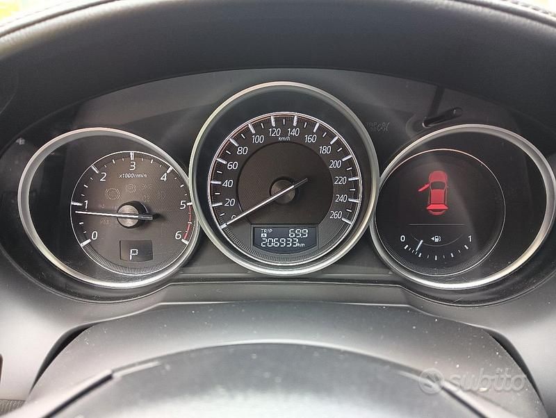 Usata Mazda 6 Exceed 175 CV (128 kW) 2016 Nero Station wagon