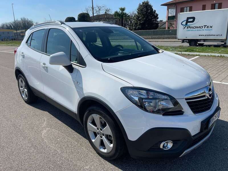 Usata Opel Mokka Cosmo 140 CV (102 kW) 2015 Bianco SUV