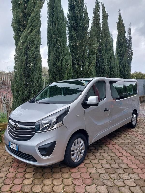 Usata Opel Vivaro S 125 CV (91 kW) 2017 Grigio Monovolume