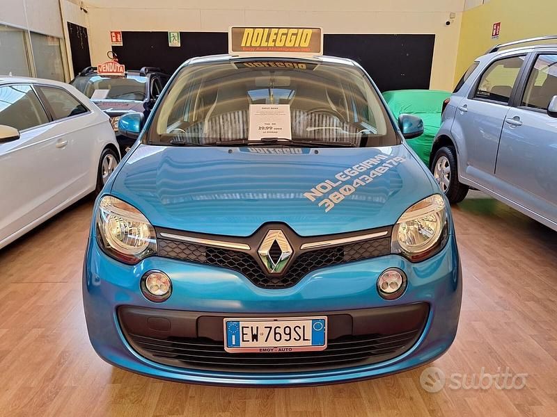 Blu Usata 2014 Renault Twingo Due volumi | 7200 € (Buon prezzo) - Immagine 1/4